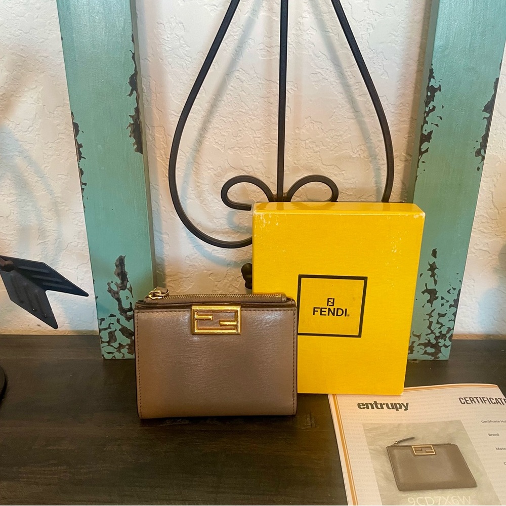 Fendi Roma Leather Compact Wallet